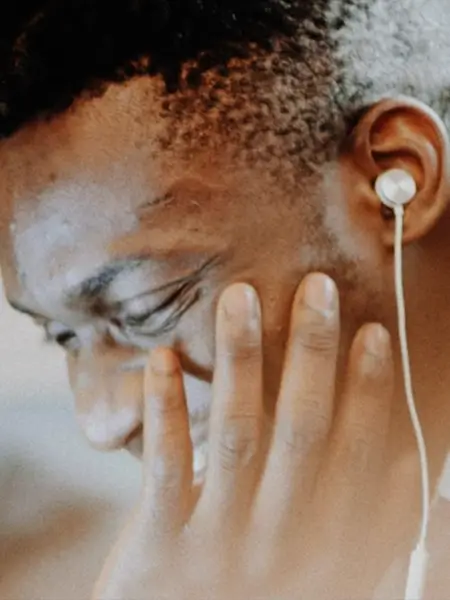 Global Communications Provider Saves
$3 Million by Implementing a Data Lake